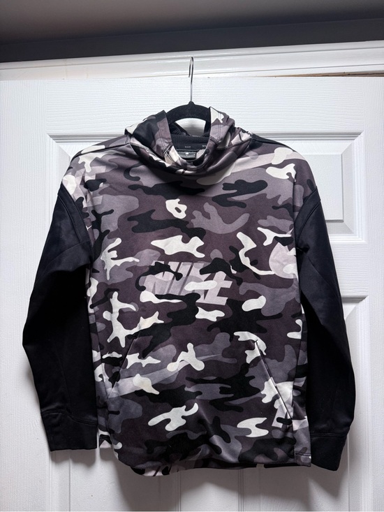 Nike Other - Nike Boy’s Dri Fit Performance Camo Hoodie - Black & Gray